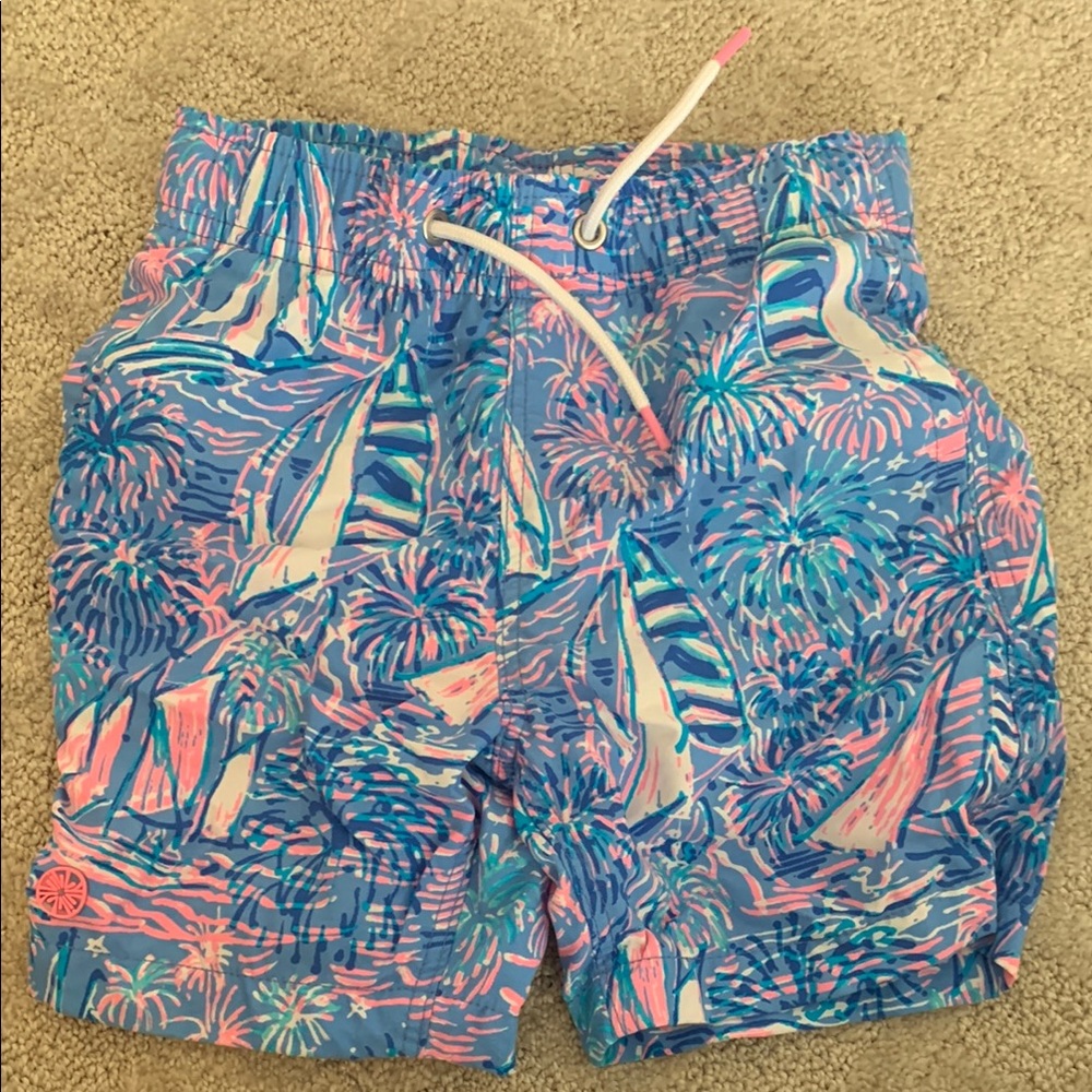 VGUC Lilly Pulitzer Boys Junior Capri Swim Trunks It’s a Sailbration XS 2-3